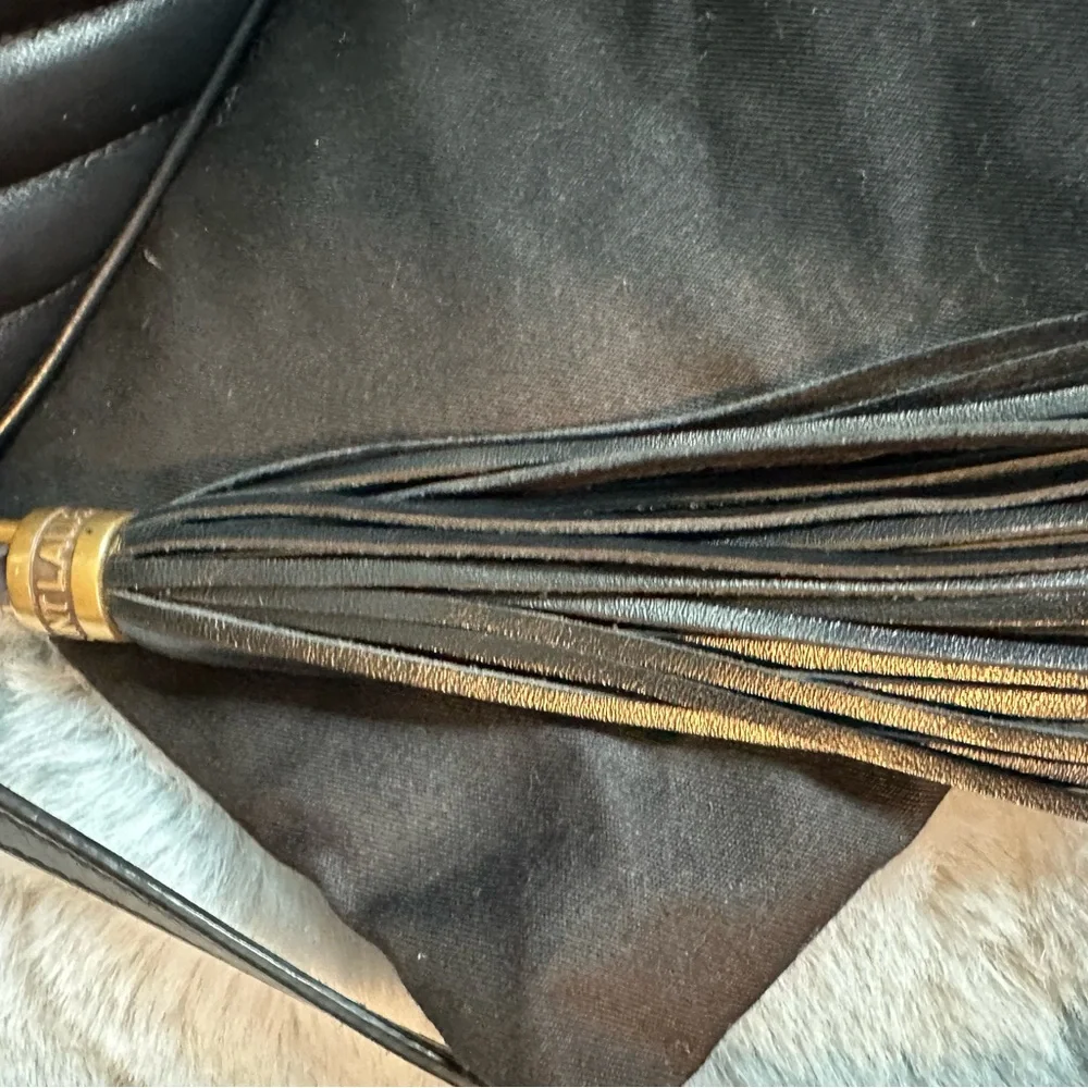 Saint Laurent Black Crossbody Bag - Picture 10 of 16